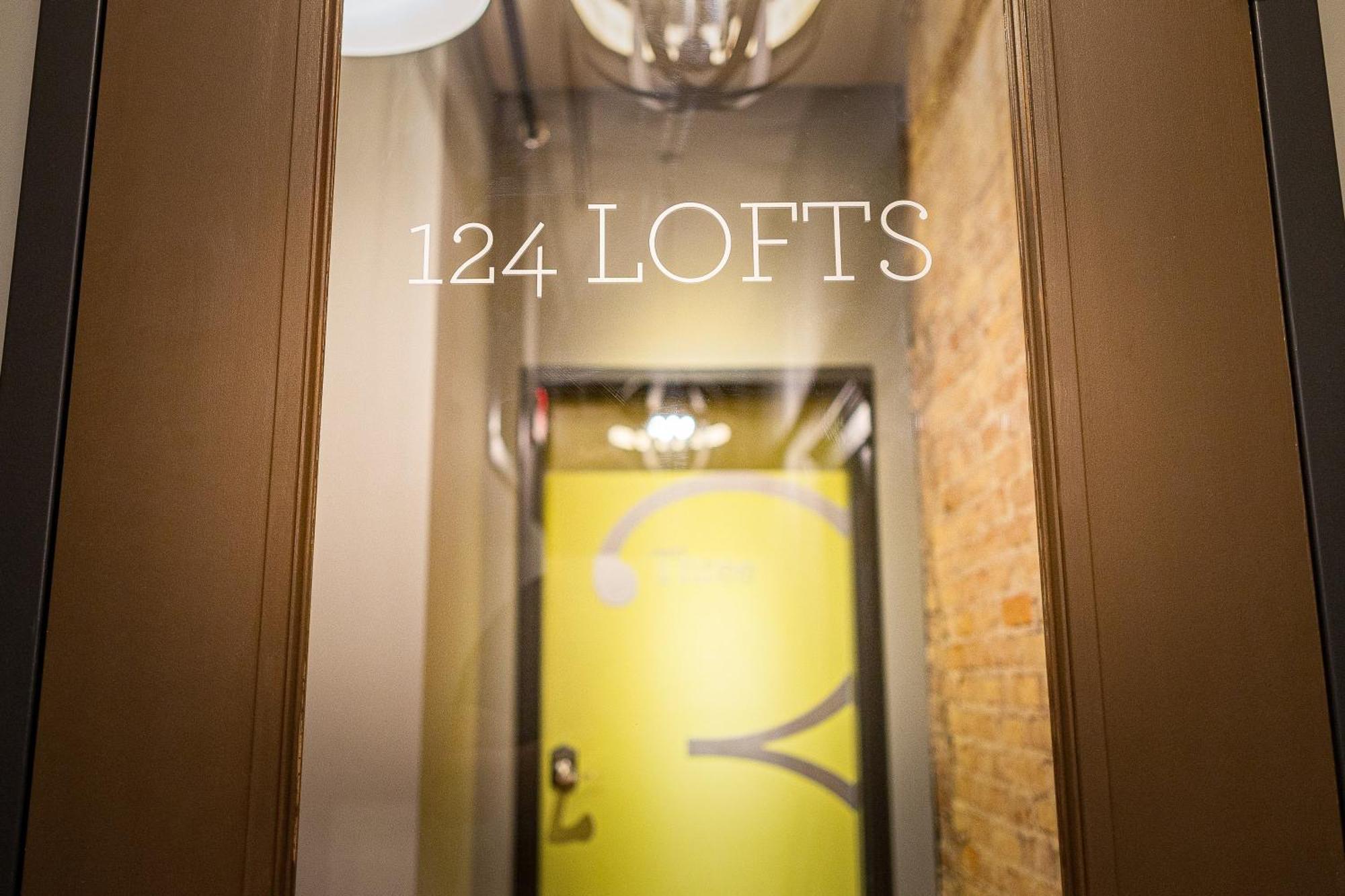Hip Urban Loft - Small Town Charm -124 Lofts #3 West Dundee Eksteriør billede